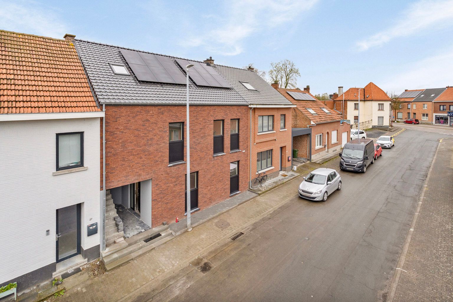 NIEUWBOUW STAPELWONING MET ZEER RUIM DAKTERRAS  foto {{pictureIndex}}