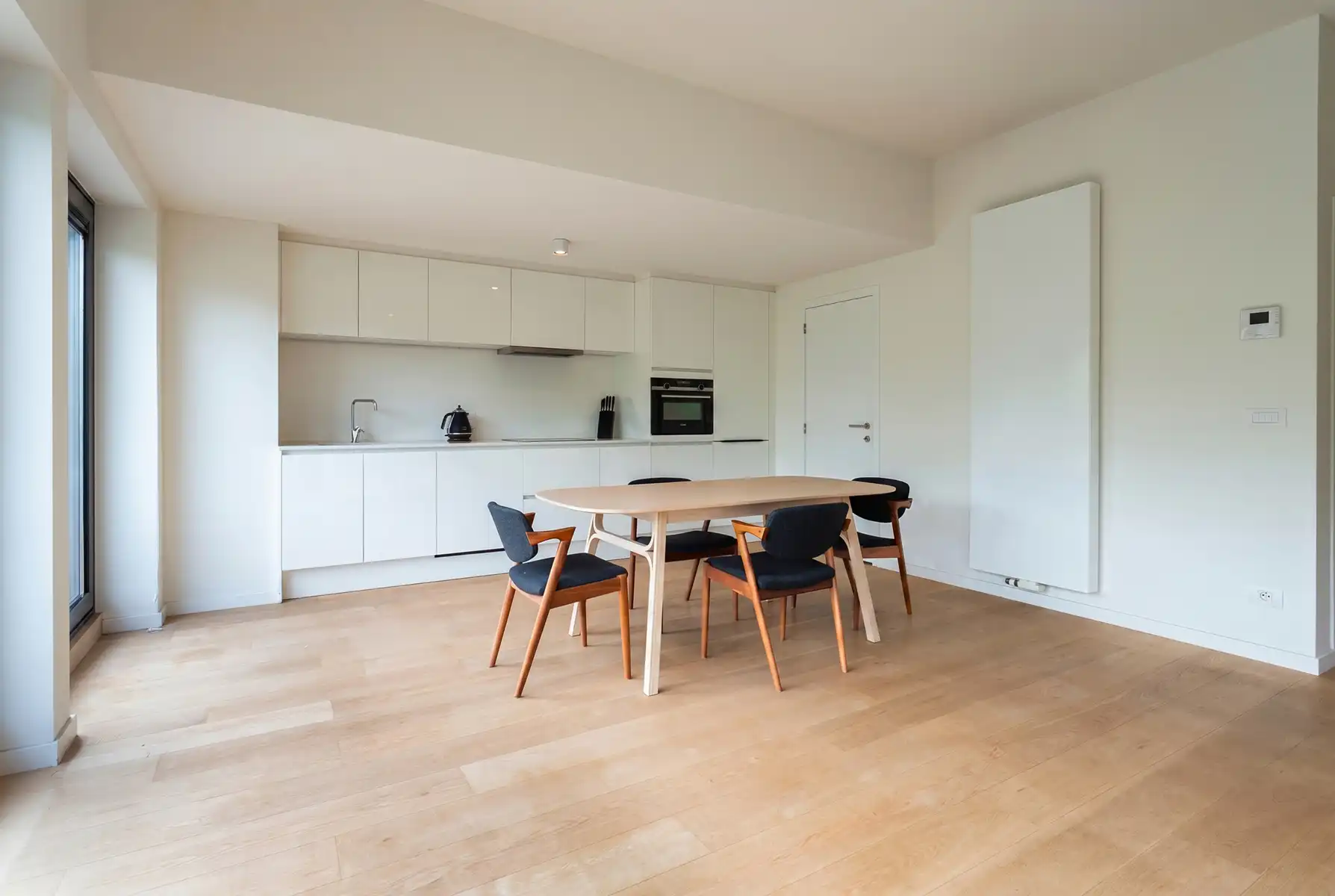Ruim en lichtrijk 2-slpk appartement op het Zuid foto 6