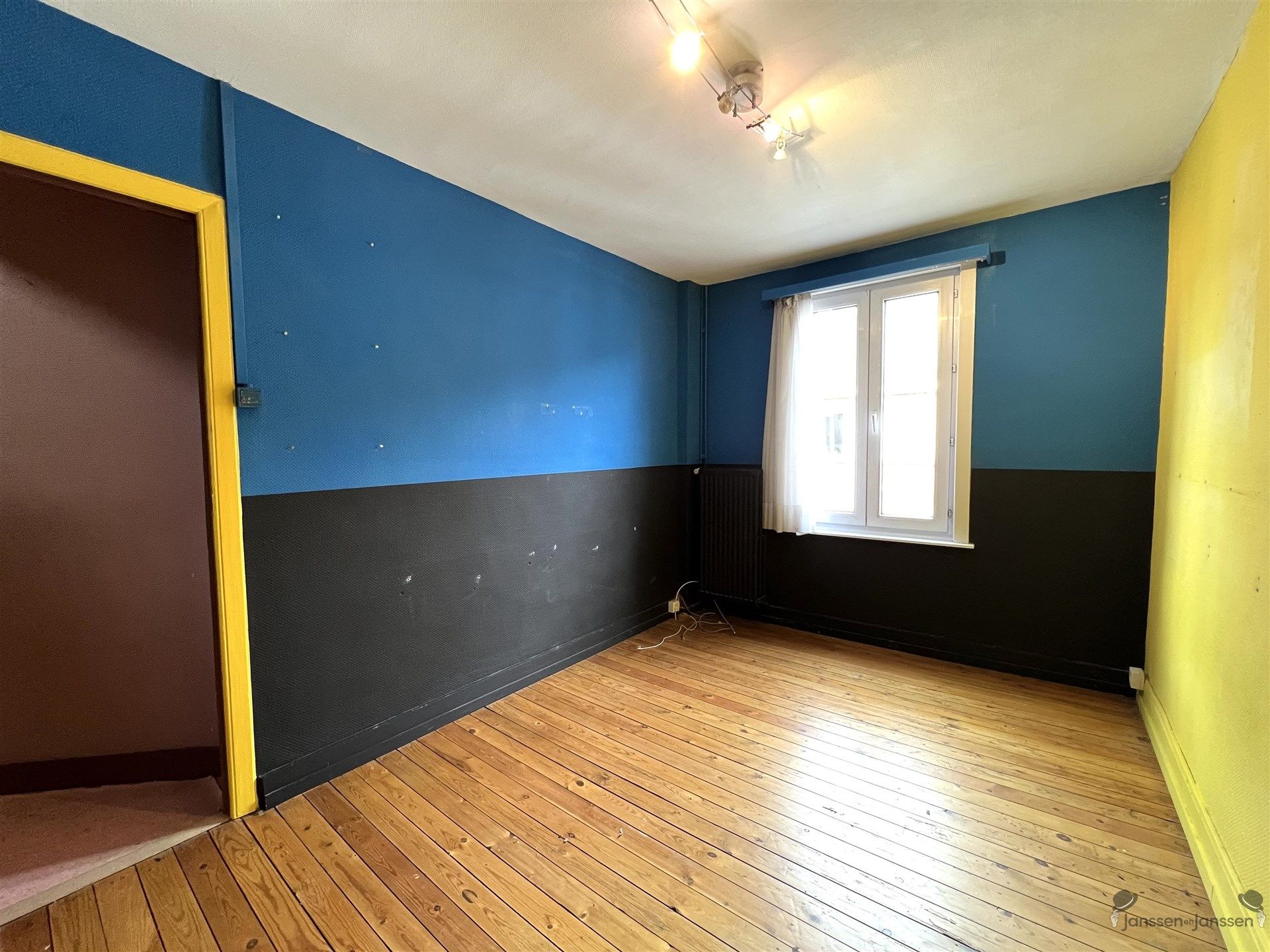Te renoveren centrumwoning foto 15