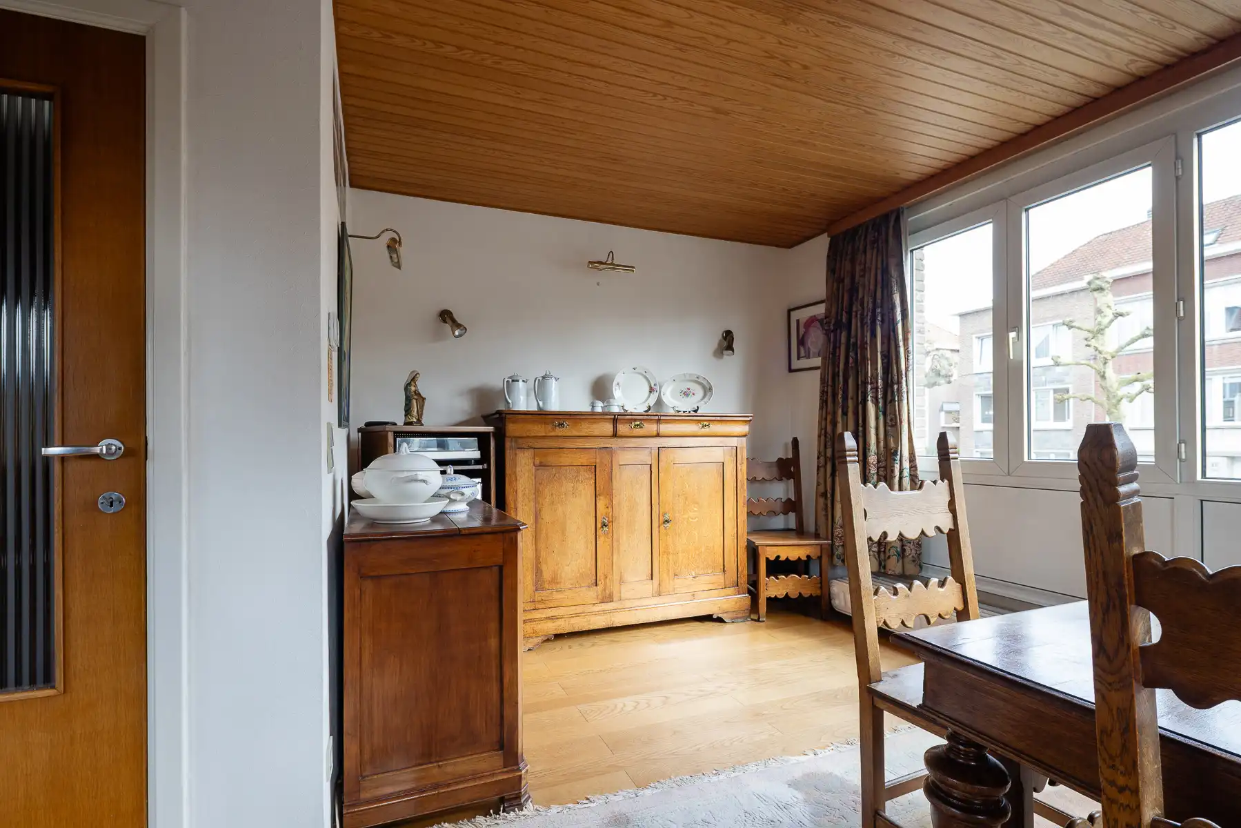 Eengezinswoning met tuin, garage en autostaanplaats foto 13