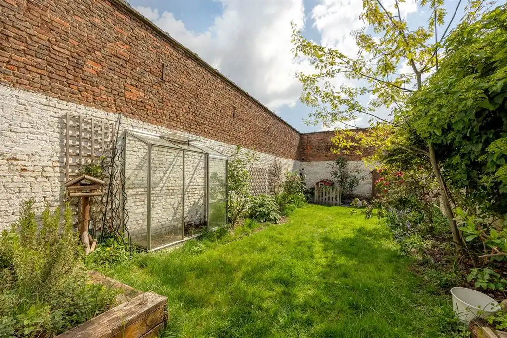 Instapklare woning met zonnige tuin in Deurne foto 11