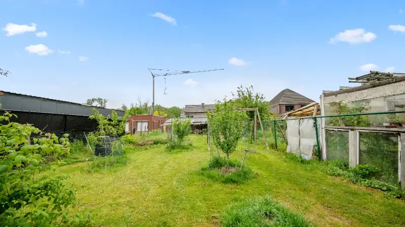 Landhuis  van 210m² op een perceel van 14a72ca foto 3