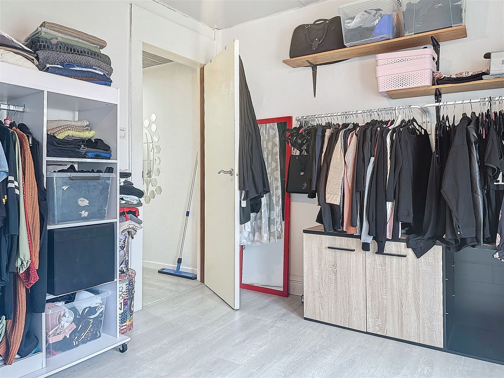Charmante rijwoning in kindvriendelijke buurt foto 9