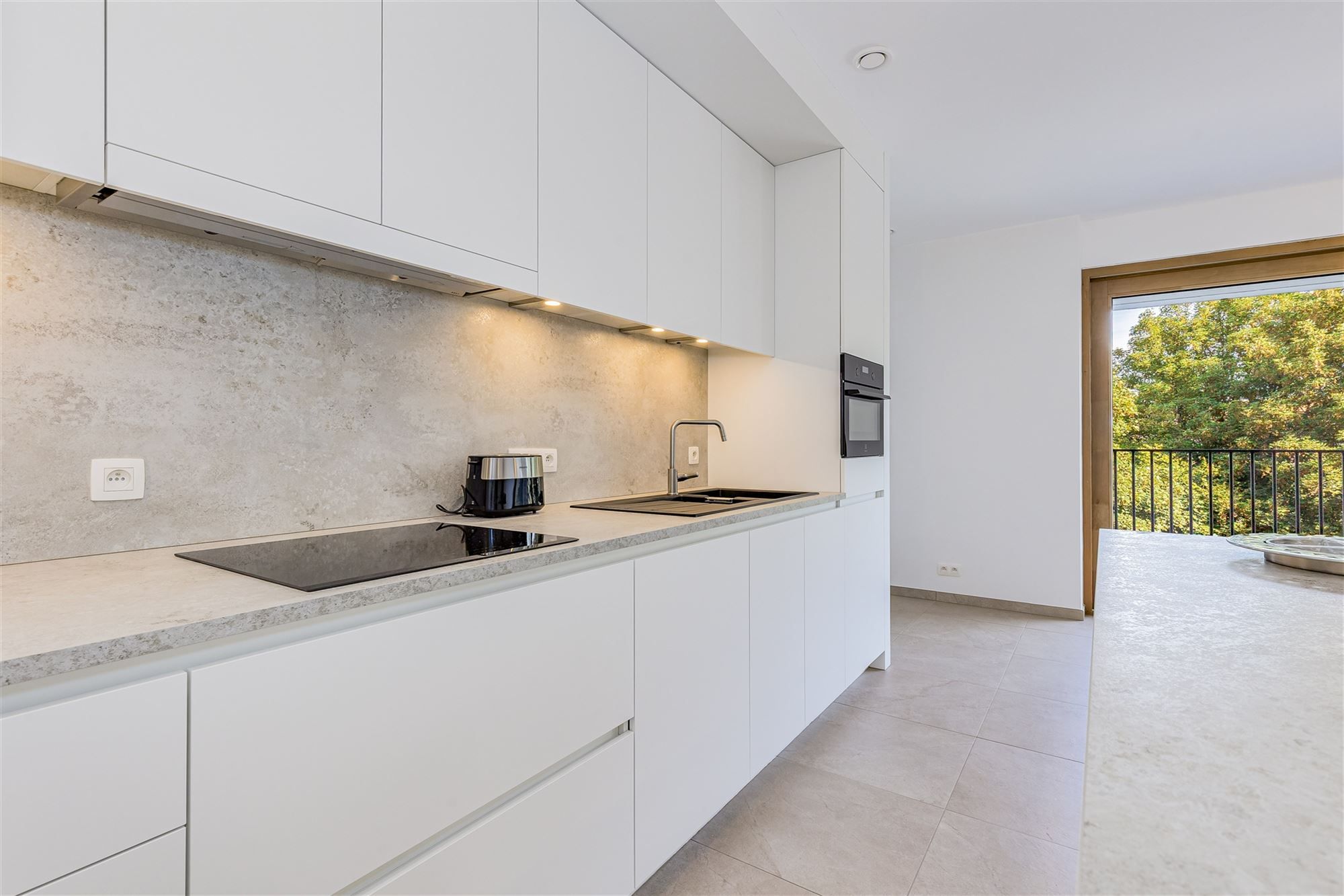 Energiezuinig appartement met 2 slaapkamers, terras en parkeerplaats foto 3