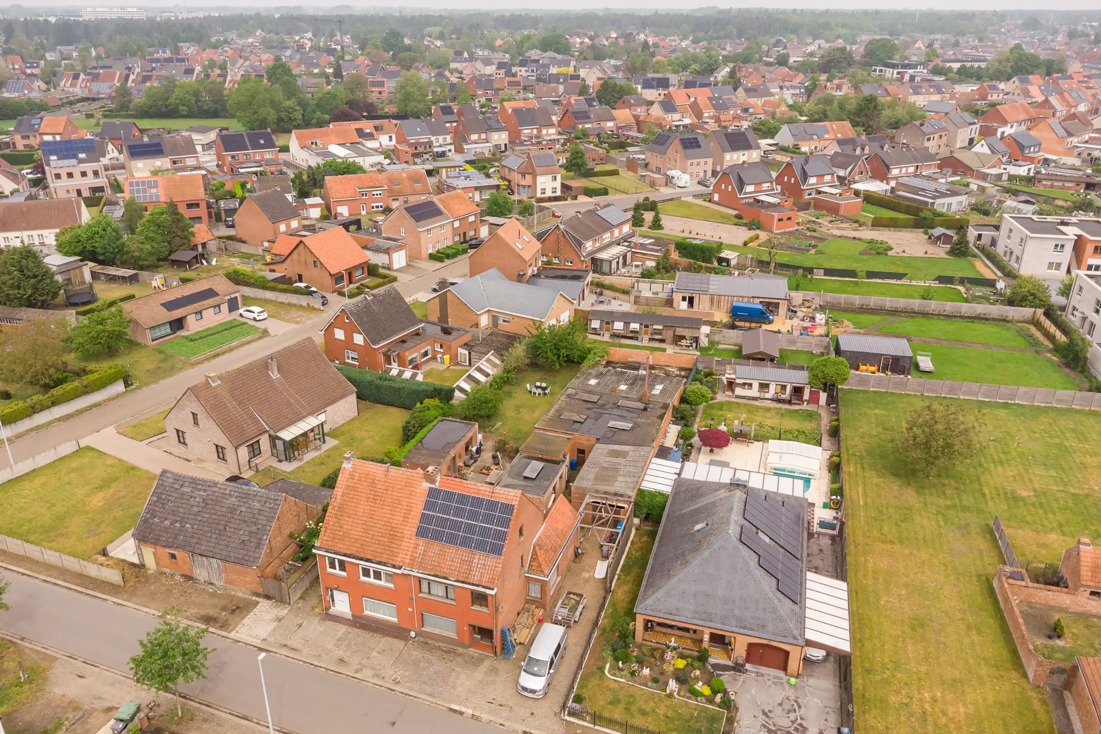 Te renoveren 3slpk-woning op 573m² nabij centrum Vosselaar foto 2