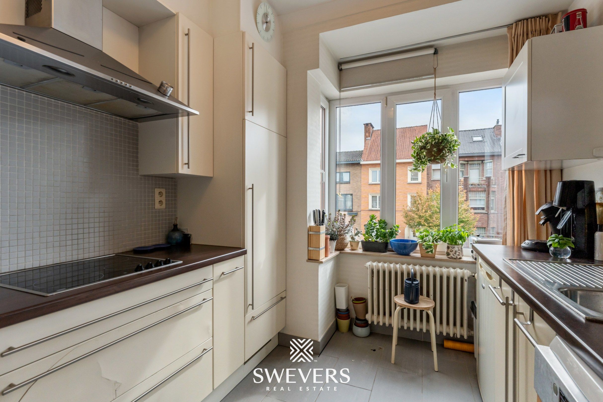 Stijlvol herenhuis met kantoorruimte en 3 slaapkamers in hartje Hasselt foto 21