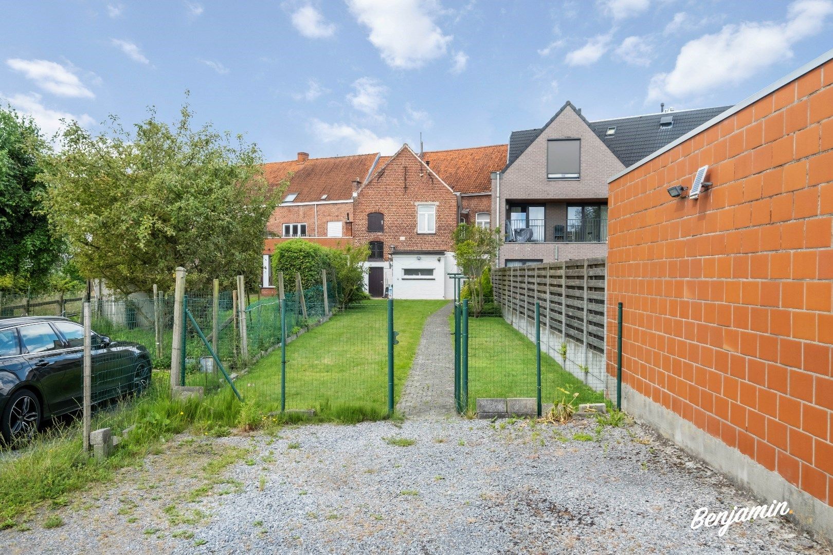 Rijwoning met tuin, parking en uitweg + appartement met garage in Wevelgem foto 16