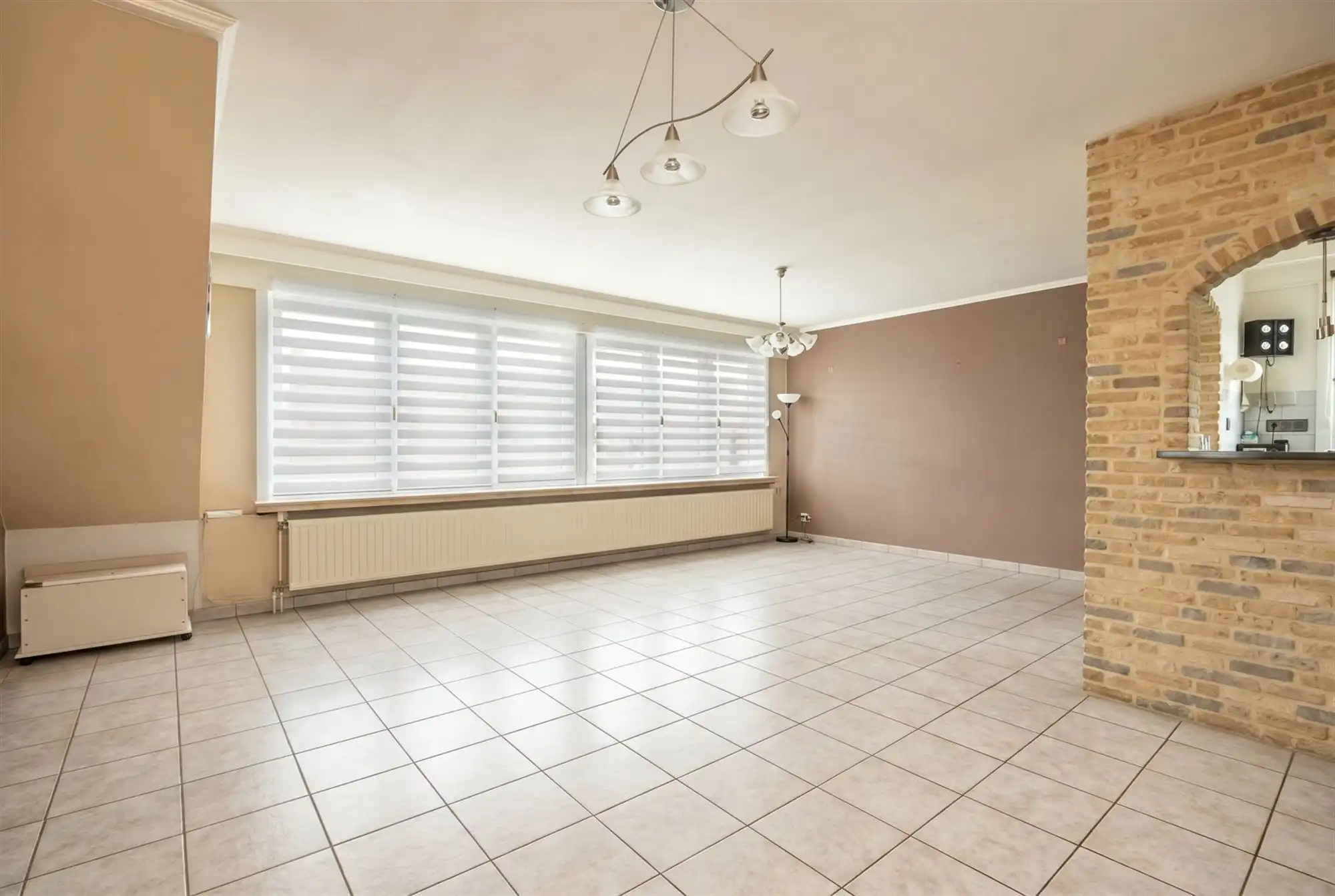 Instapklaar appartement met terras en garage foto 17