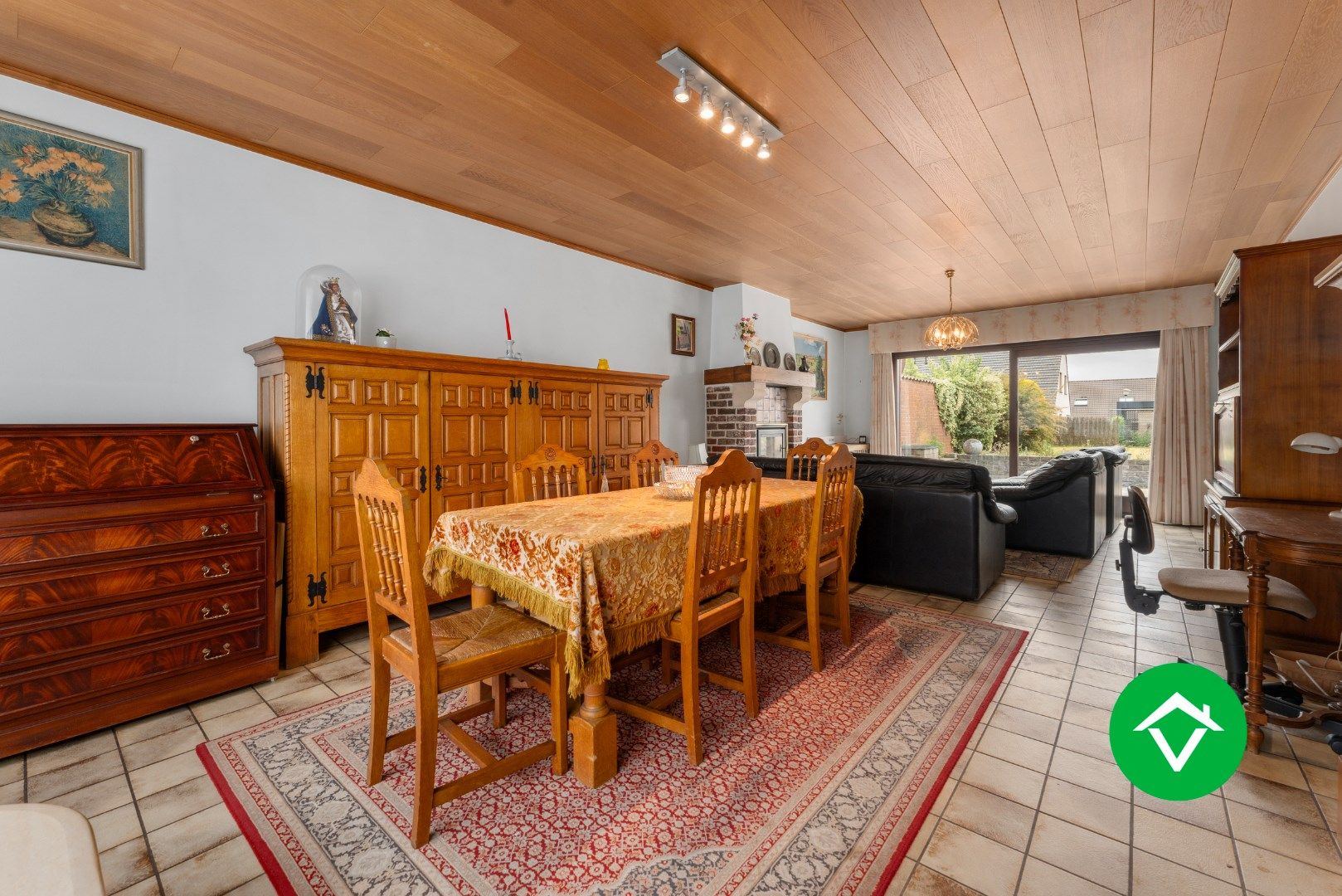 Instapklare woning met 3 slaapkamers en garage te Hooglede foto 3