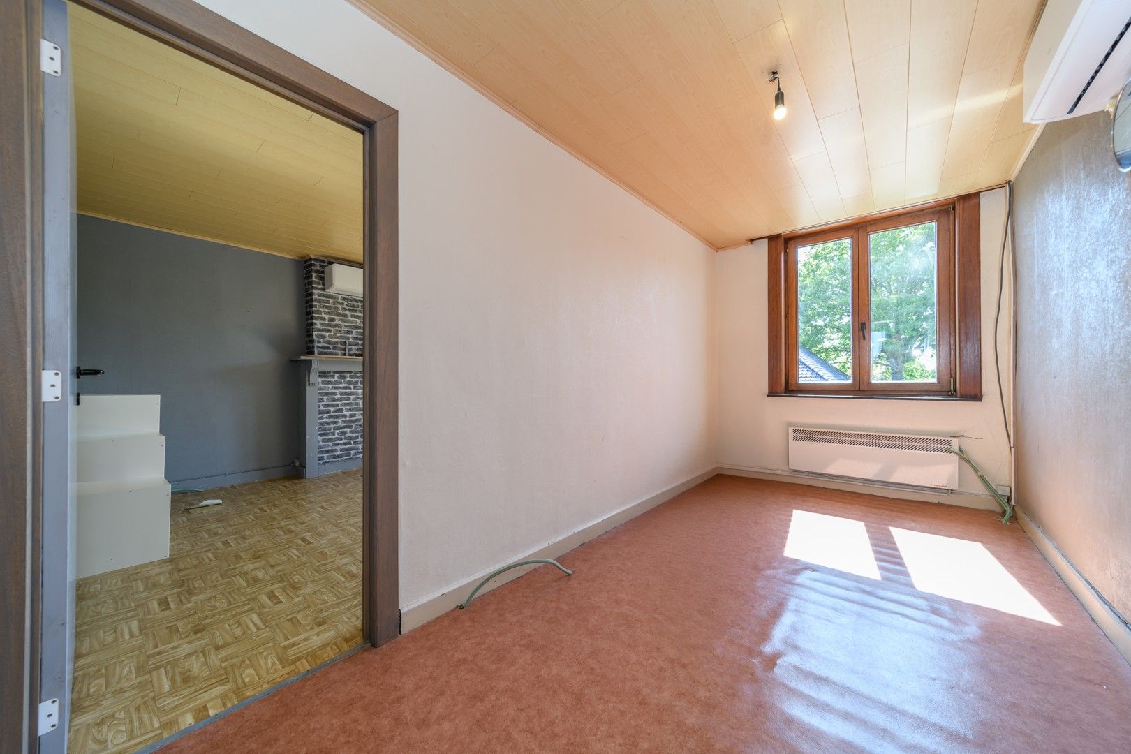 Grotendeels gerenoveerde gezinswoning met 3 slaapkamers en EPC B! foto 12