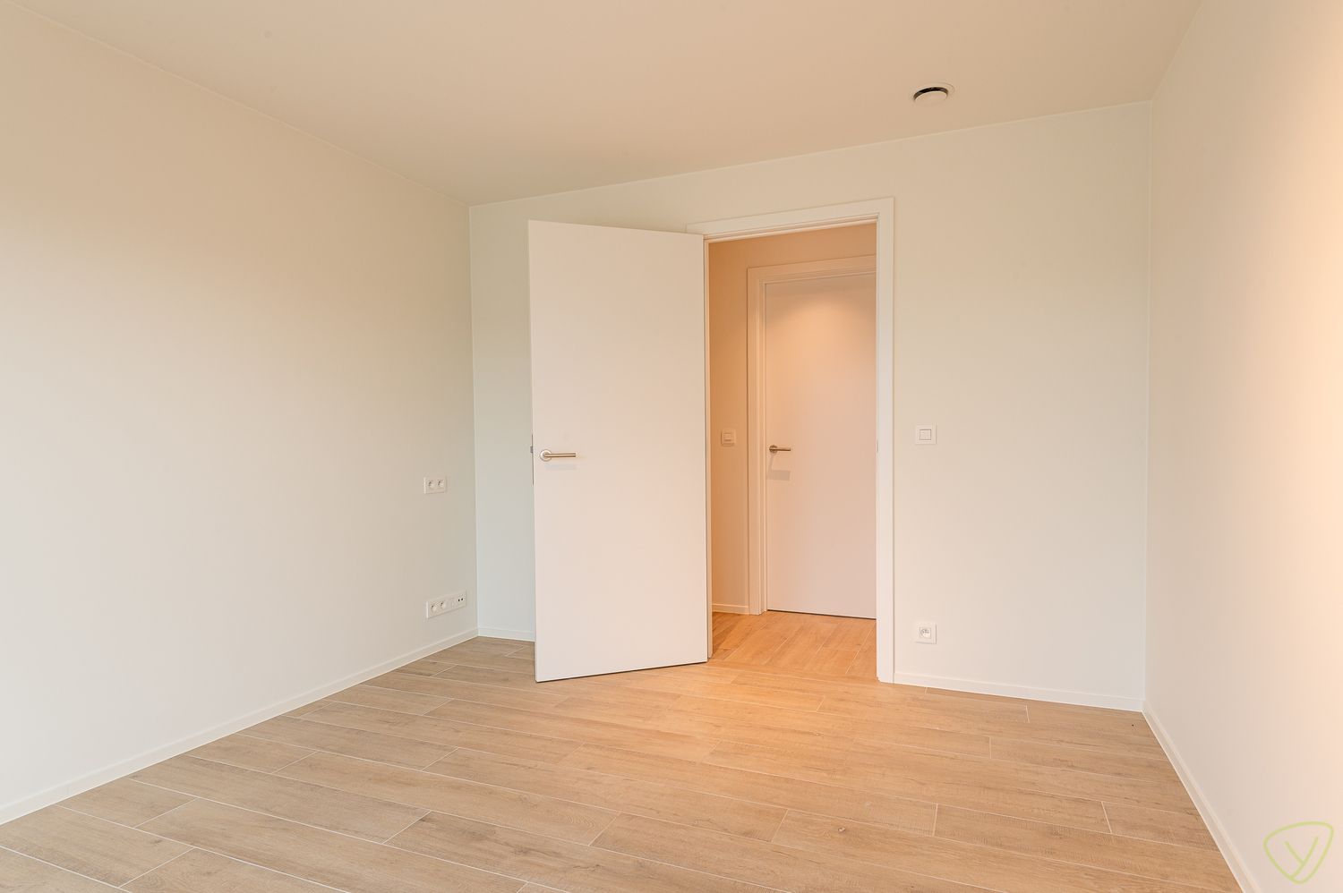 Prachtige nieuwbouwwoningen in een rustige verkaveling nabij het sportpark van Eeklo! foto 22