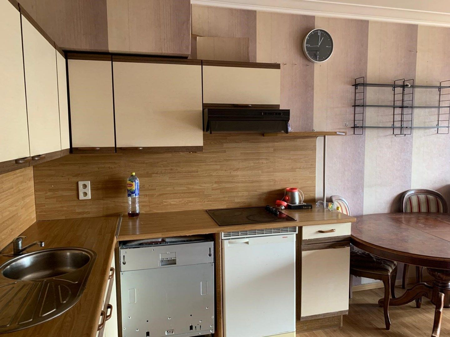 Zonnige studio nabij zeedijk foto 17