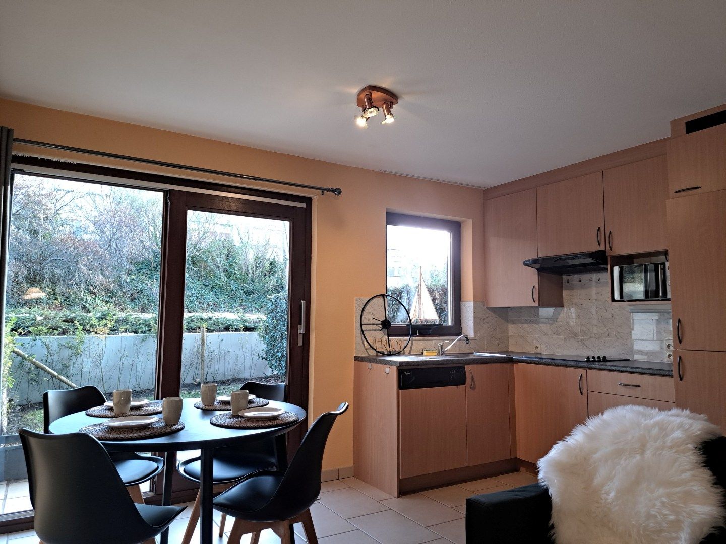 MODERN ZONGERICHT  1 SLAAPKAMERAPPARTEMENT  OP WANDELAFSTAND VAN HET STRAND foto 6