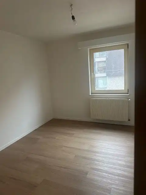 Ruim en lichtrijk appartement (127 m²) in het centrum van Overpelt foto 11