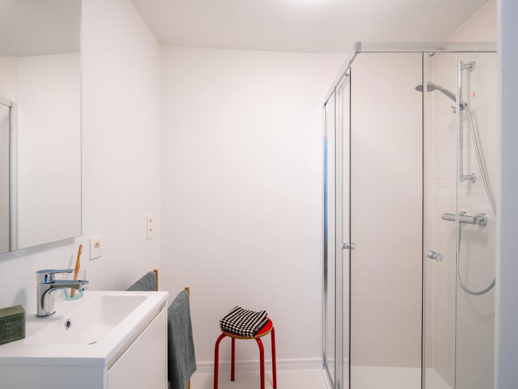 Kwaliteitsvolle&nbsp;gerenoveerd appartement nabij het Groenevalleipark en de Coupure. foto 6