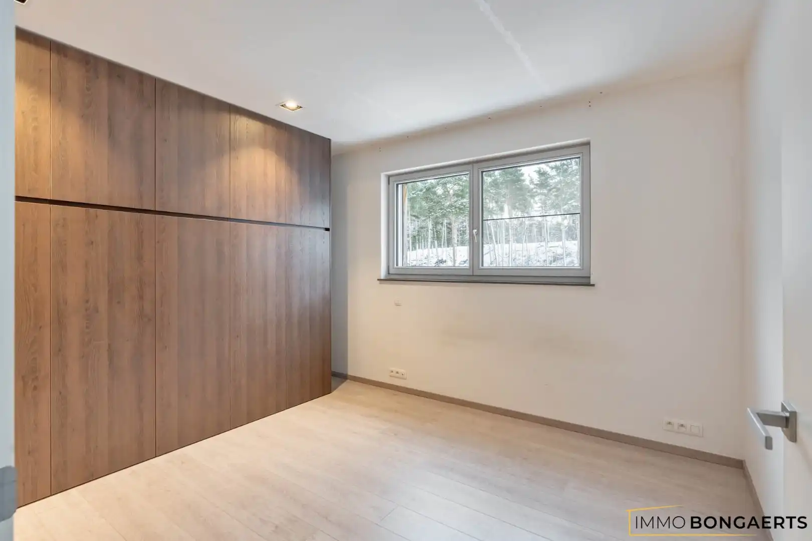 Moderne woonst met 4 slaapkamers  foto 10