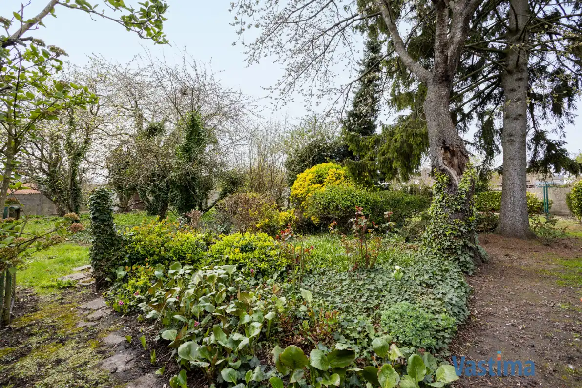 Te renoveren woning met tuin nabij OLV-Ziekenhuis foto 21