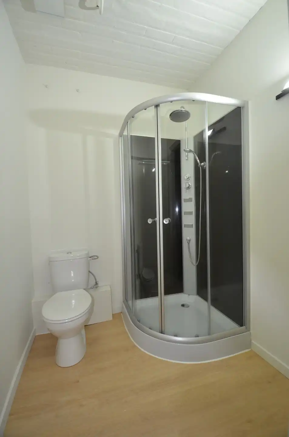 Ruim duplex appartement in centrum Nijlen foto 19