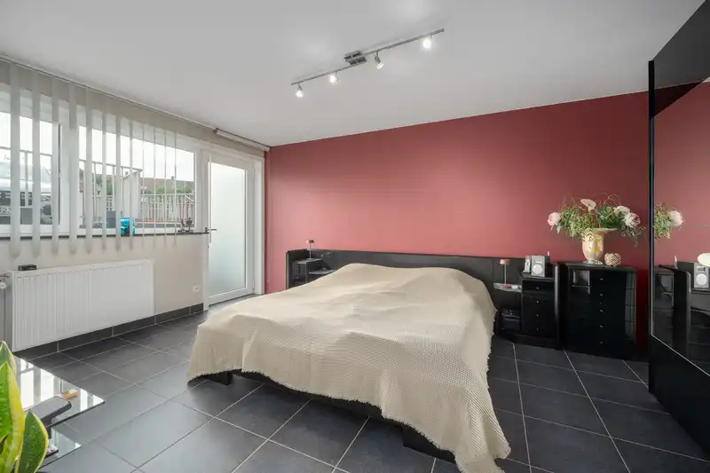 Roeselare-Centrum – Luxueus appartement met commerciële mogelijkheid foto 13