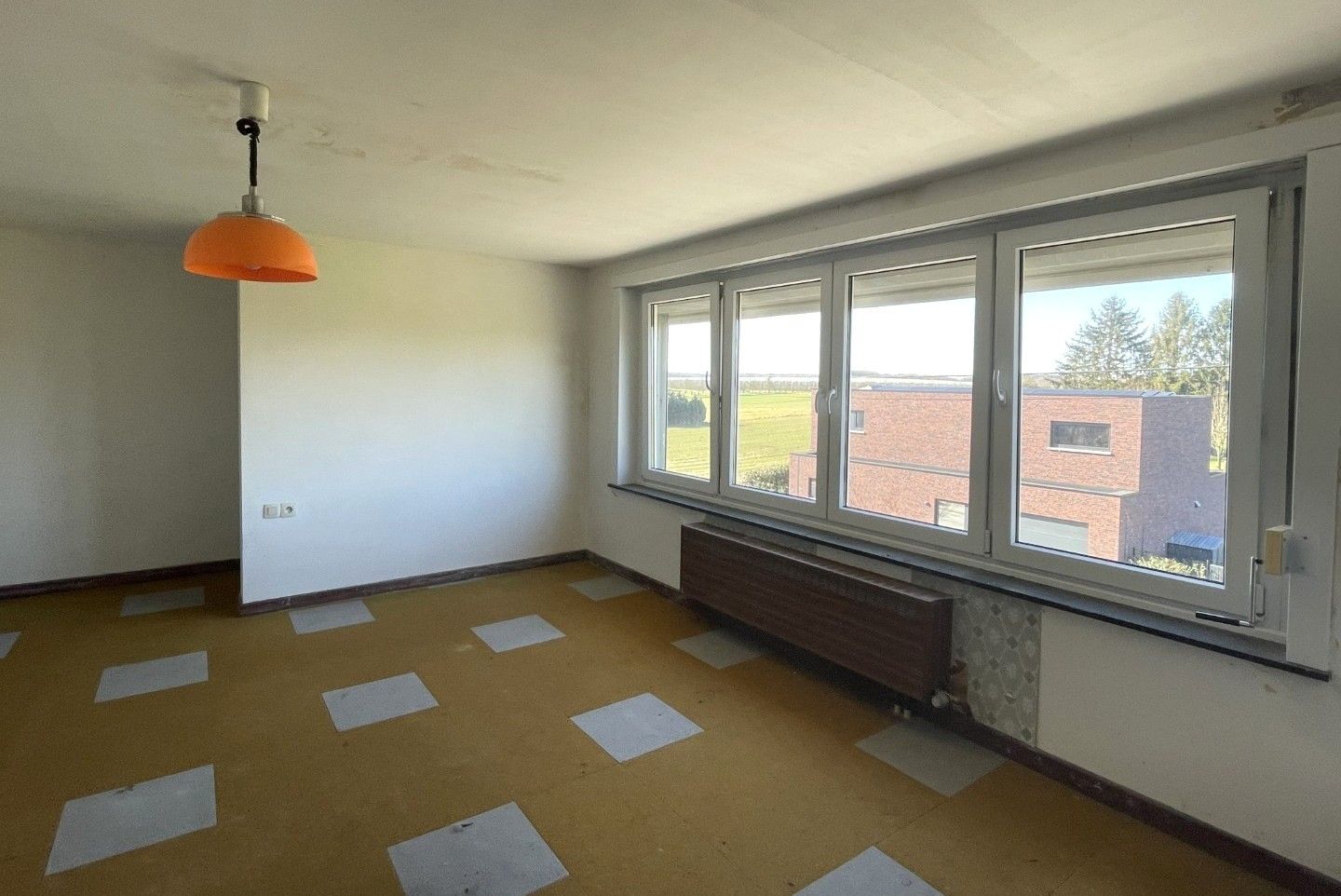 Ruime, te renoveren woning met veel potentieel op 10a14ca foto 18