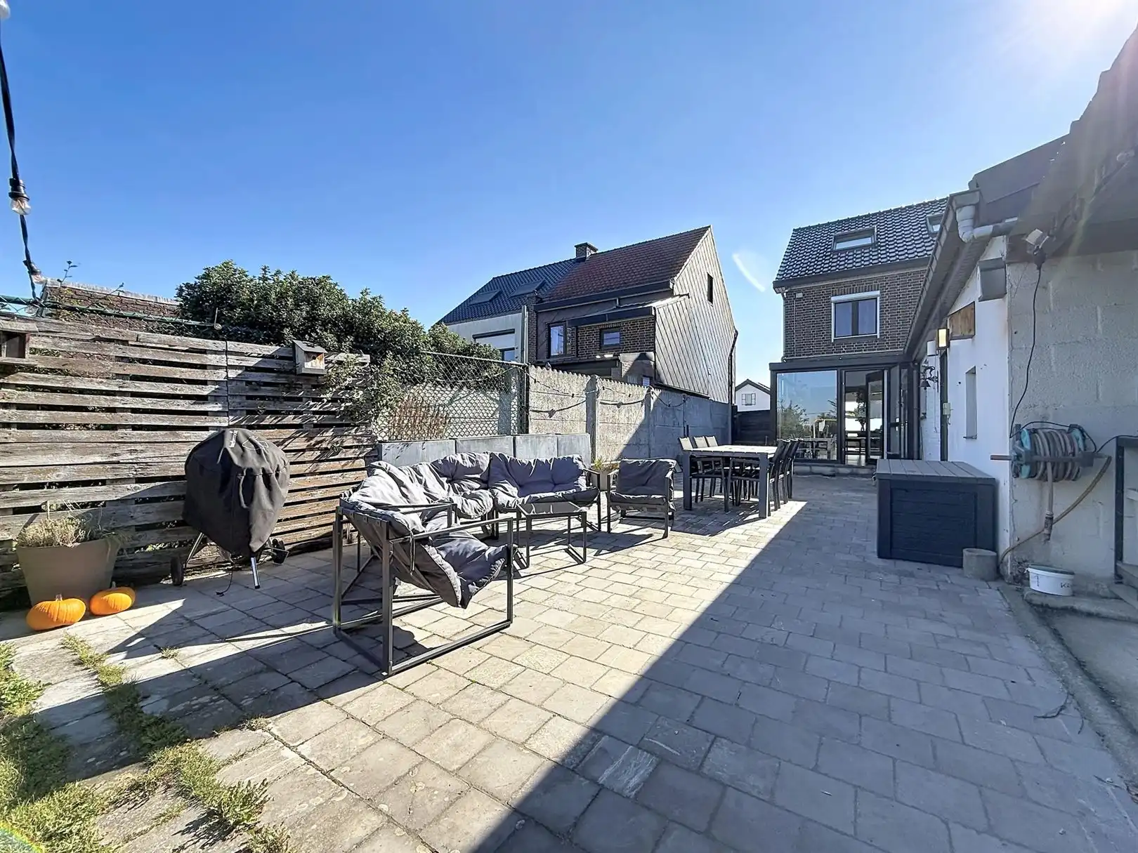 Ruime gerenoveerde HOB, 4 slpks, terras, tuin,  foto 4