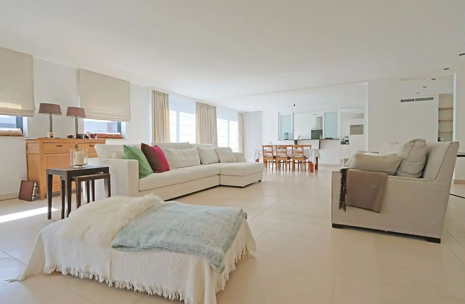 Instapklaar drie-slaapkamer appartement in het centrum foto 4