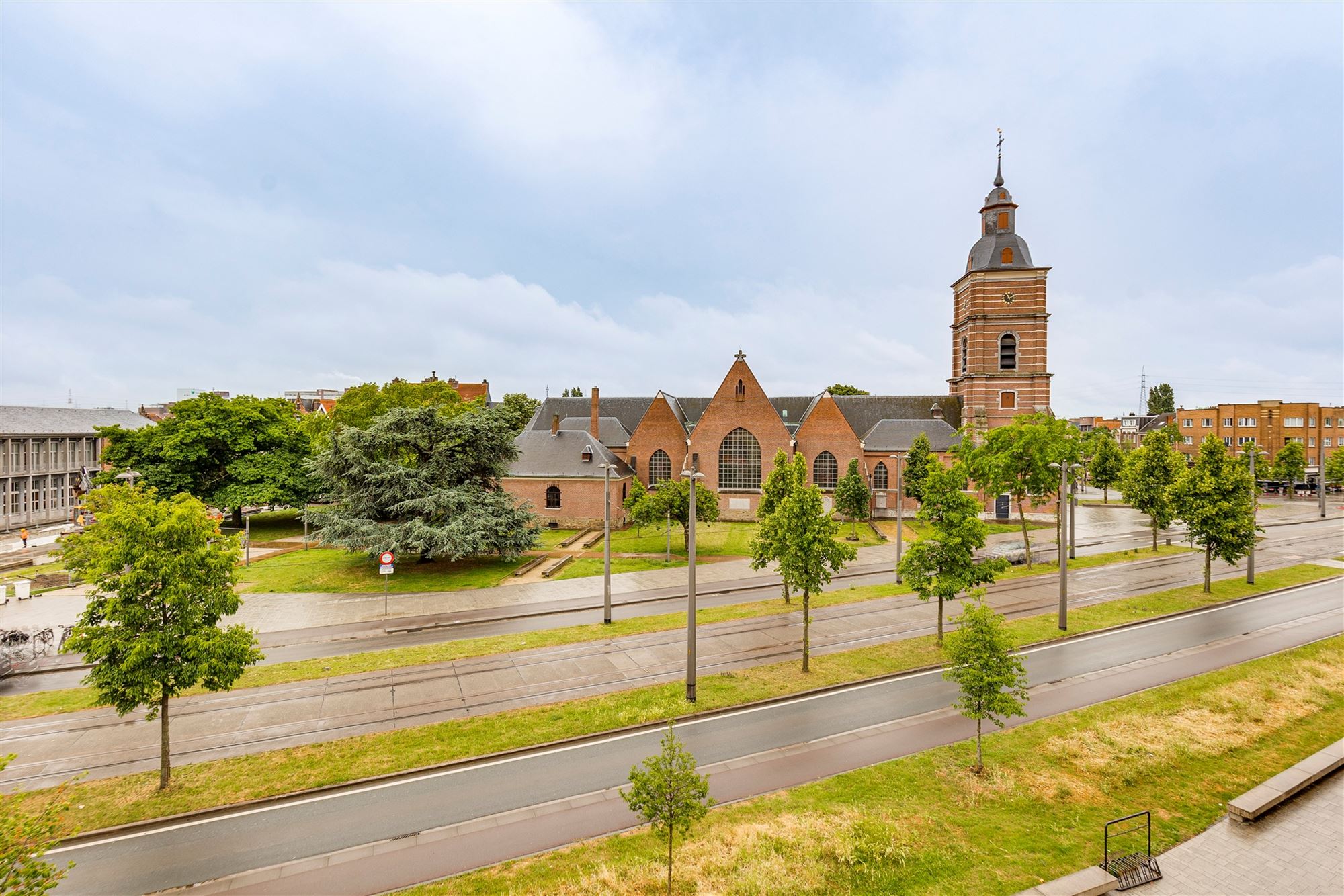 Ruim 3 slpk appartement te Merksem foto 7