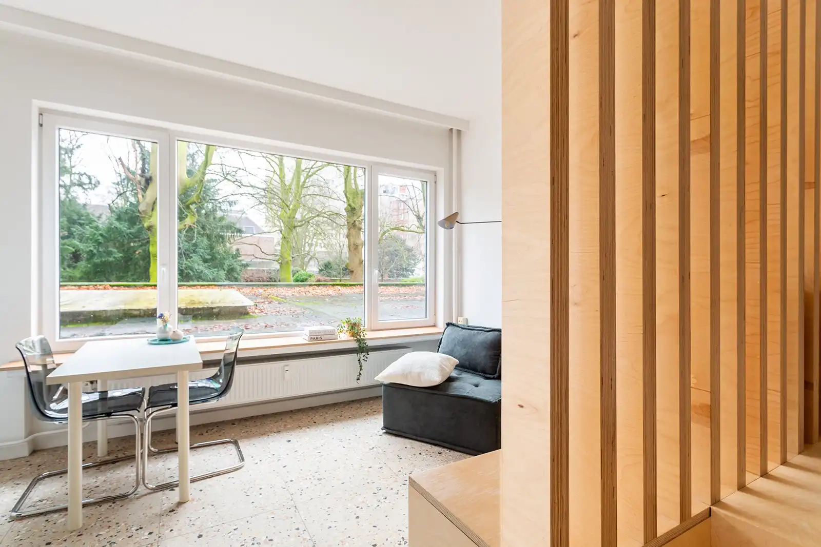 Moderne, lichtrijke studio op rustige locatie met groen uitzicht foto 15