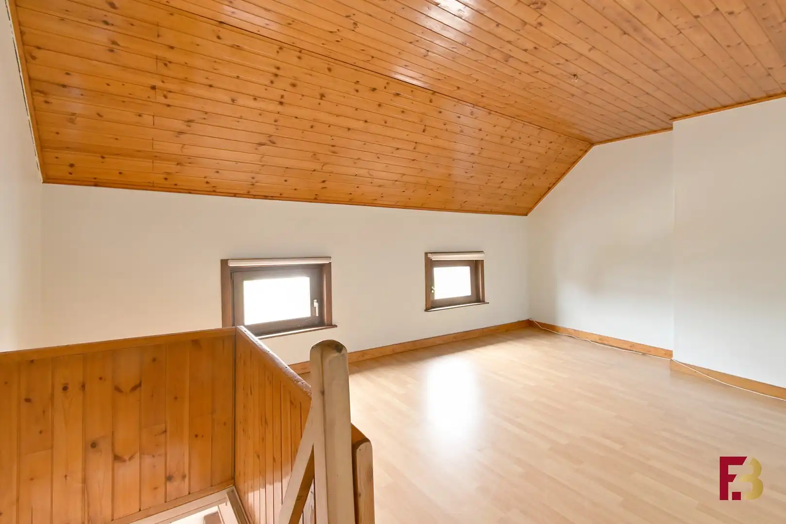 Gezellige half open bebouwing nabij het centrum van Merelbeke foto 9