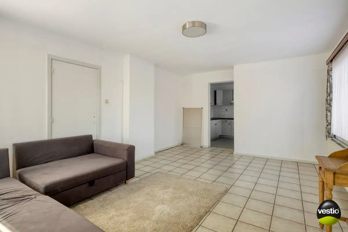 RUSTIG GELEGEN RUIME VRIJSTAANDE WONING MET GROTE TUIN OP 22A49CA TE HOESELT. foto 19