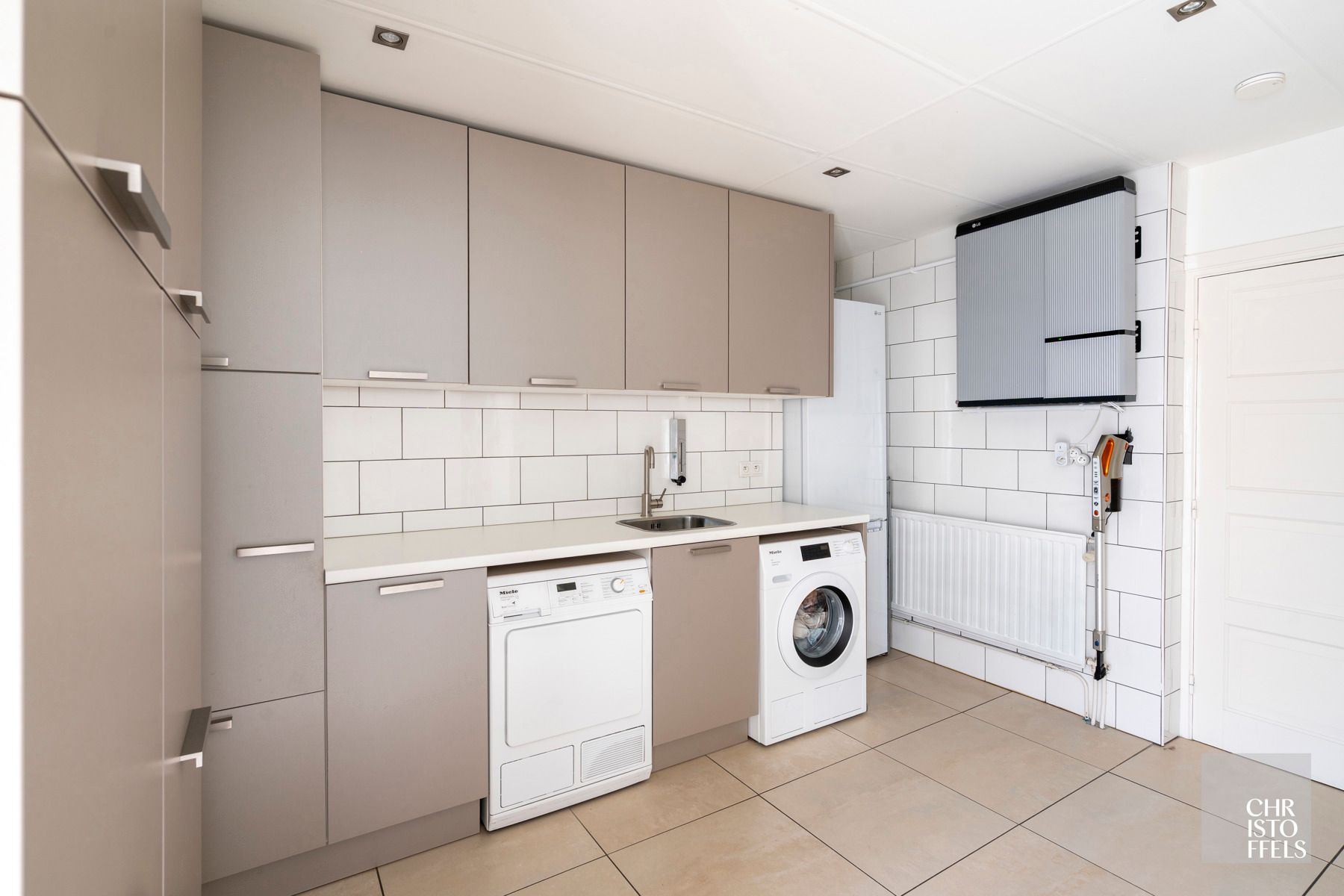 Energiezuinige villa (262m²) in een bosrijke, residentiële omgeving te Zutendaal!  foto 21