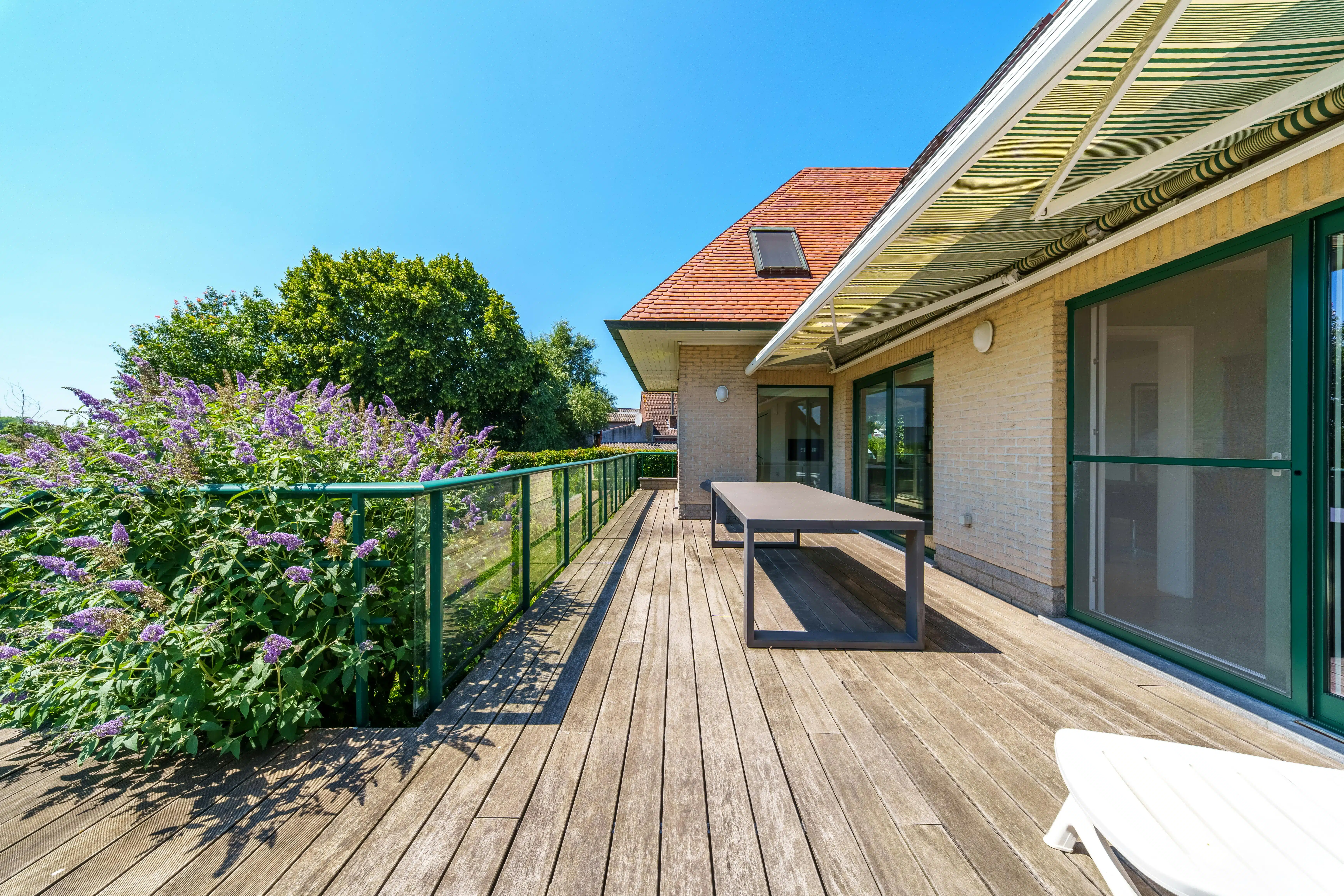 Uitzonderlijke villa met praktijkruimte of thuiskantoor foto 11