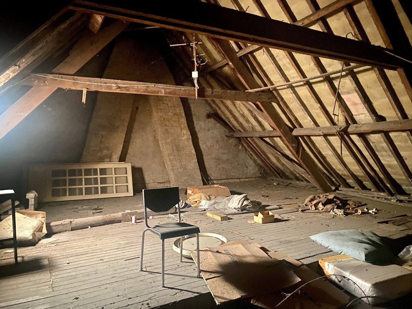 Renovatiewoning met mogelijkheden tot bouw van tweede woonst. foto 12