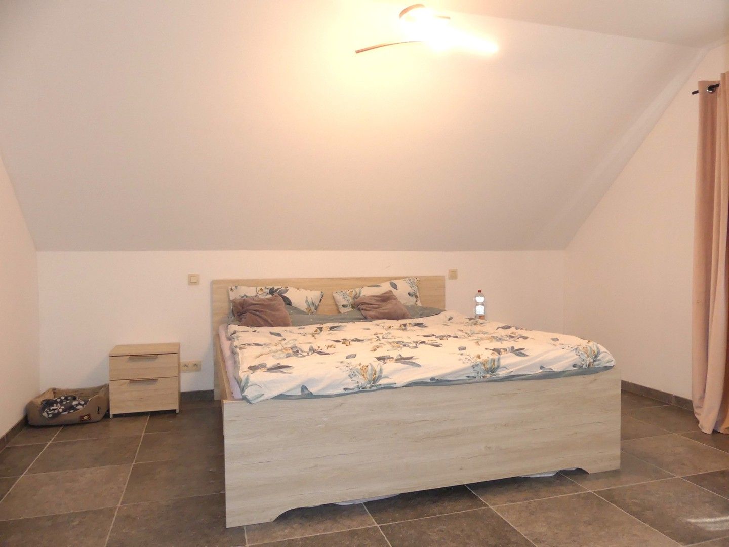 Recente nieuwbouw en lage energiewoning met tuin foto 8
