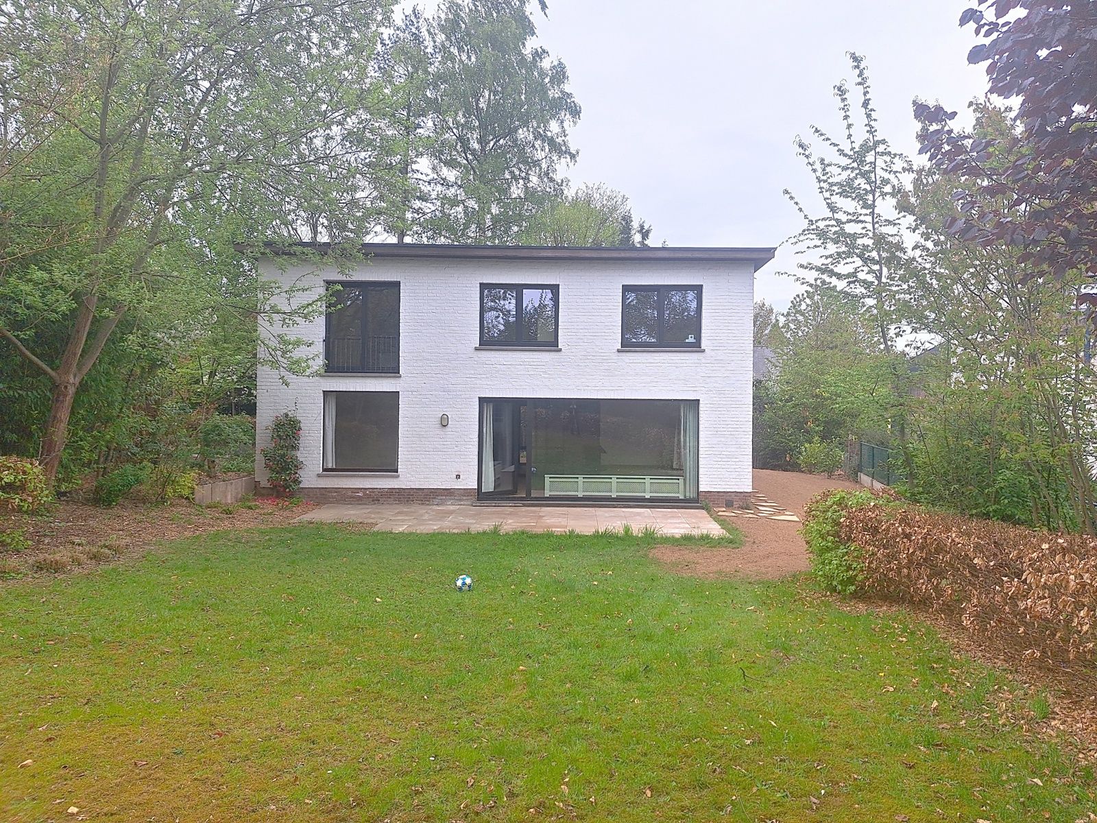 Villa te huur foto {{pictureIndex}}