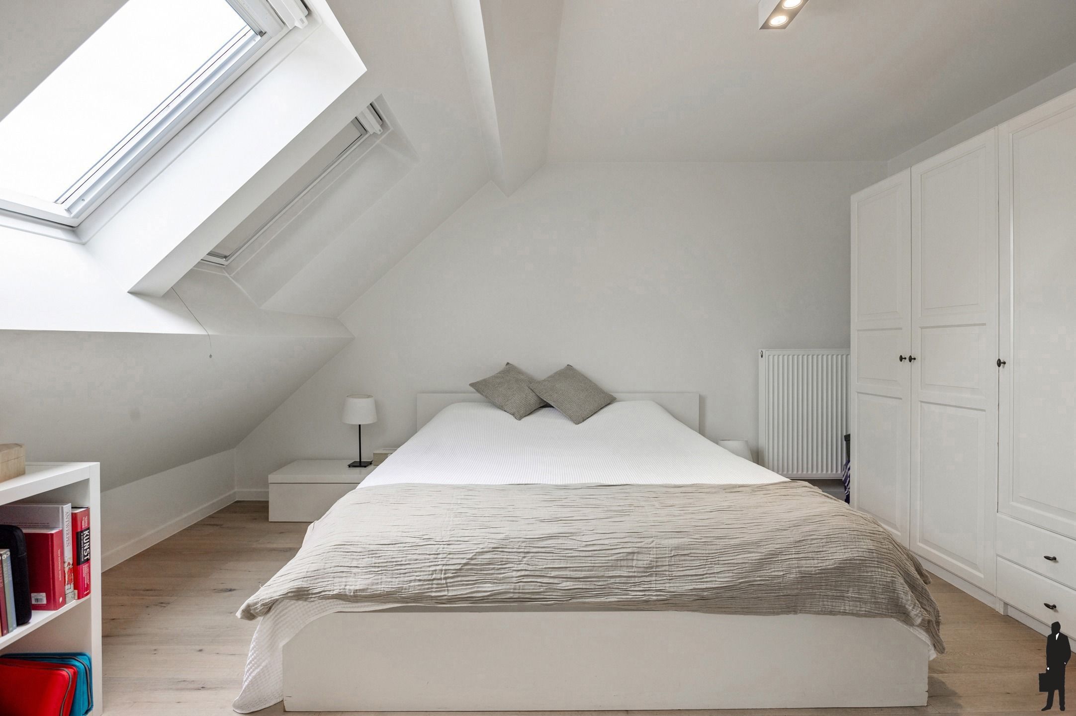 Prachtige familie villa op toplocatie met zwembad en ZW tuin foto 23