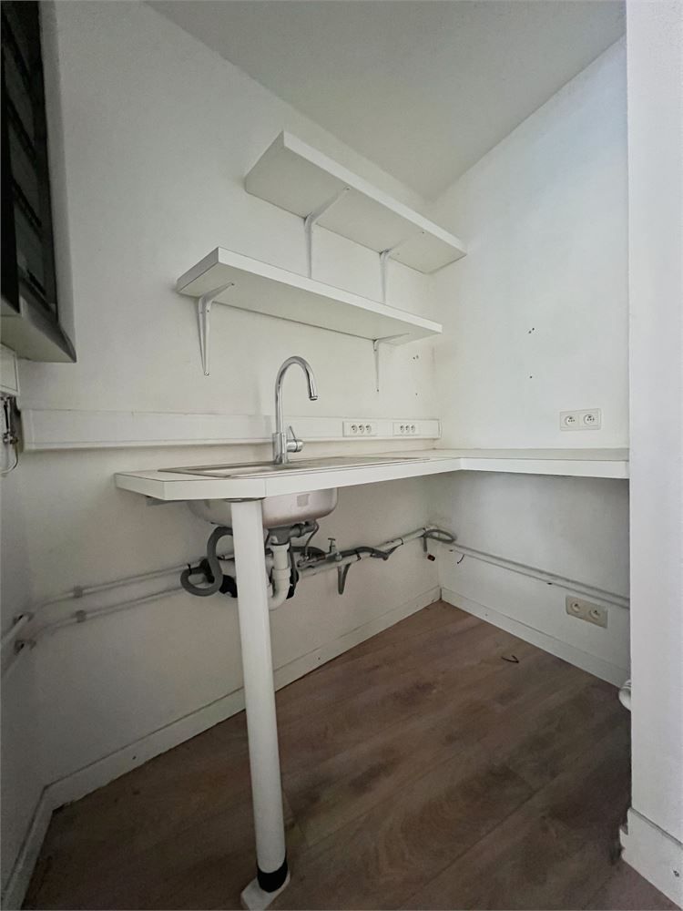 Handelspand met opp. van 170m² op toplocatie! foto 11