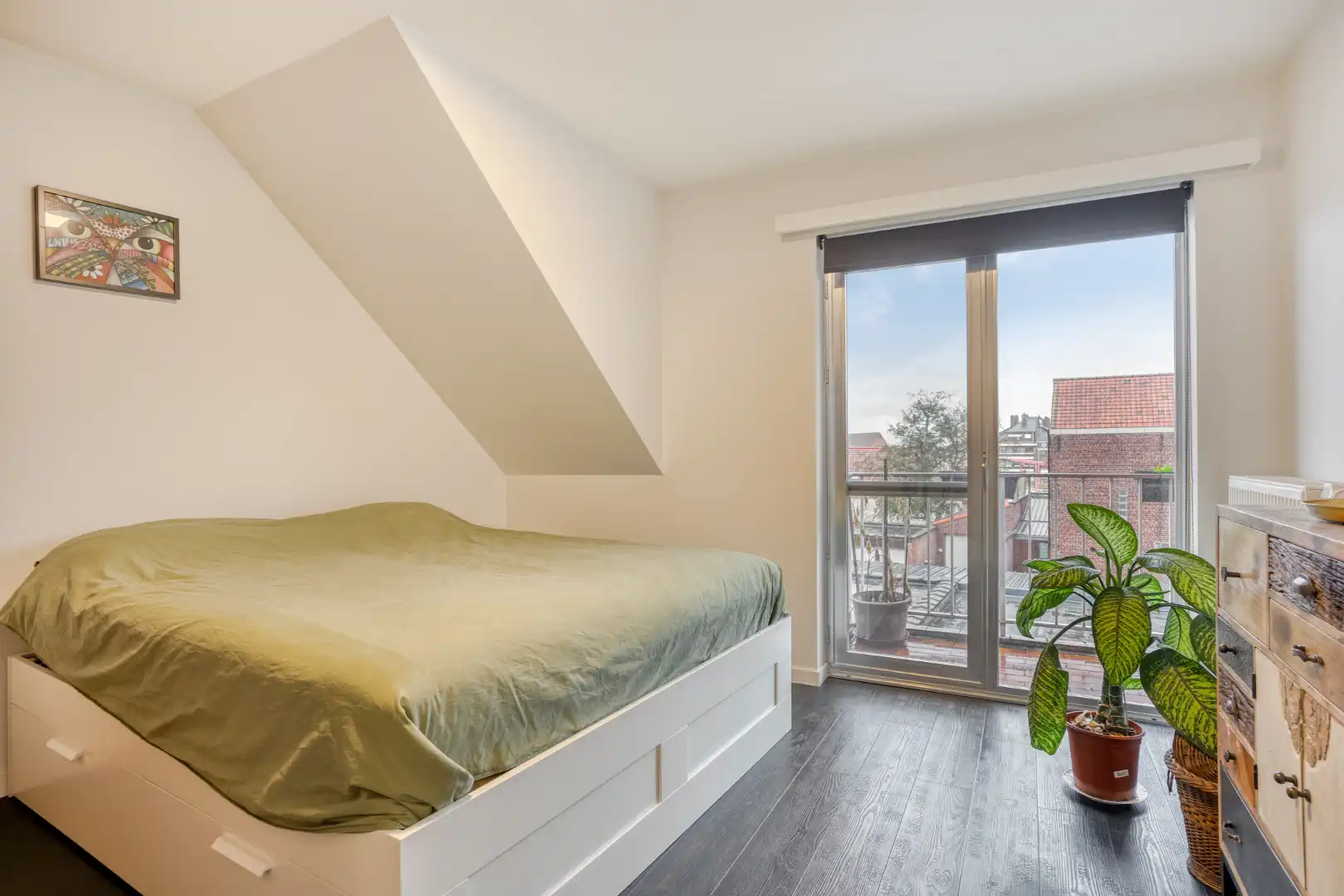 Leuk gerenoveerd appartement met garage in centrum Lauwe! foto 9