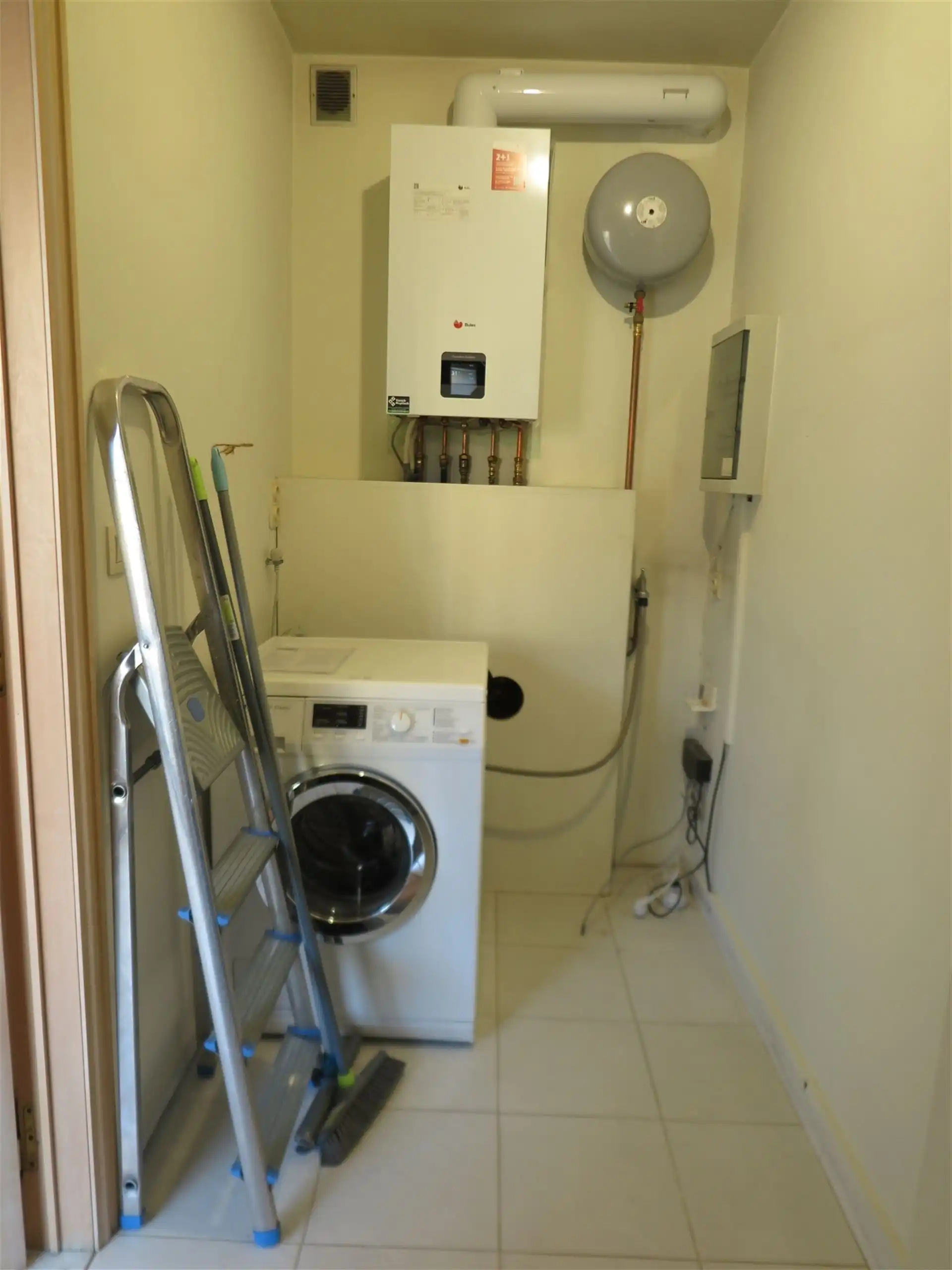 Ruim 2-slaapkamerappartement in Sleidinge foto 13