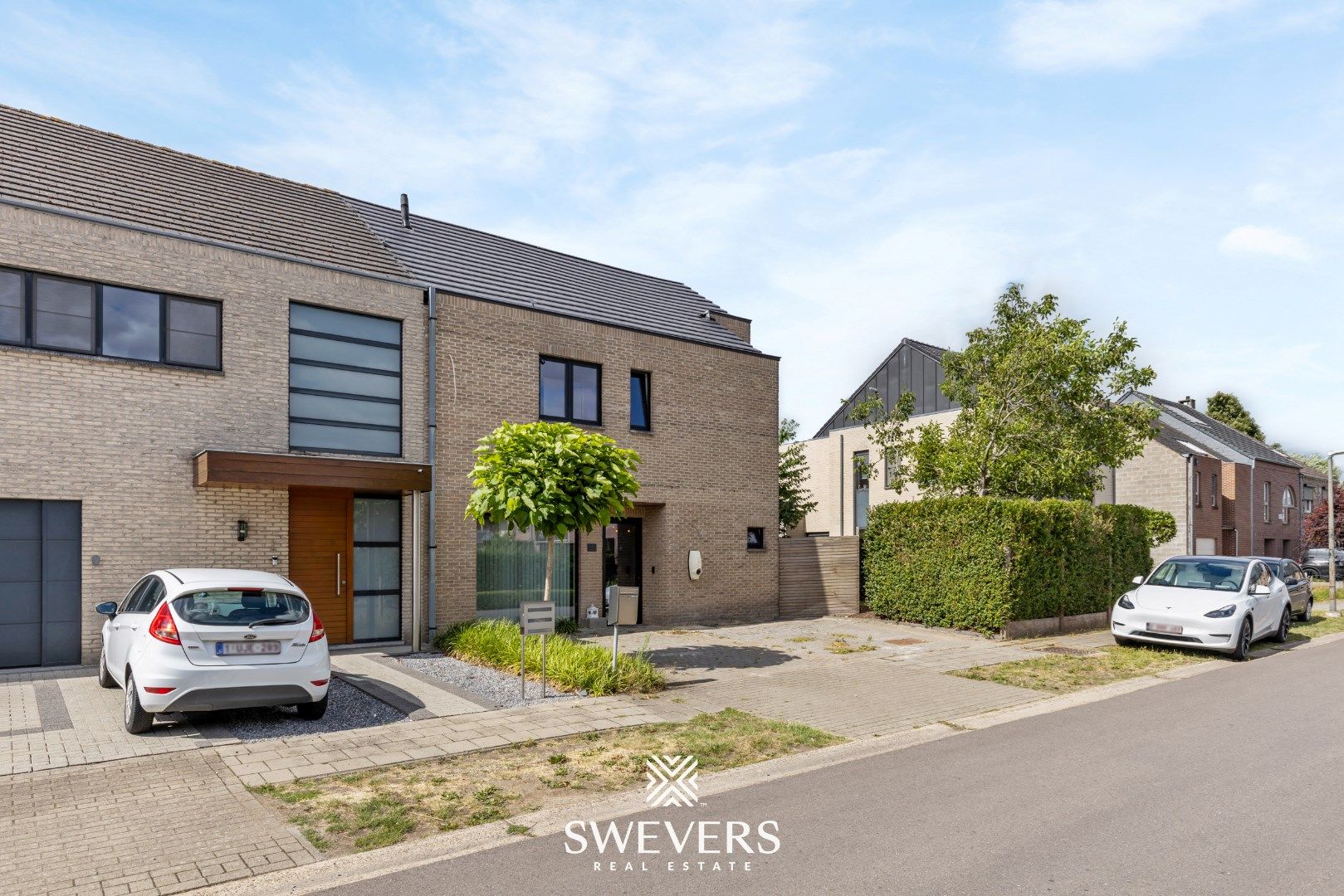 Volledig vernieuwde gezinswoning met stijlvolle vide en zuidgerichte tuin in Hasselt foto 31