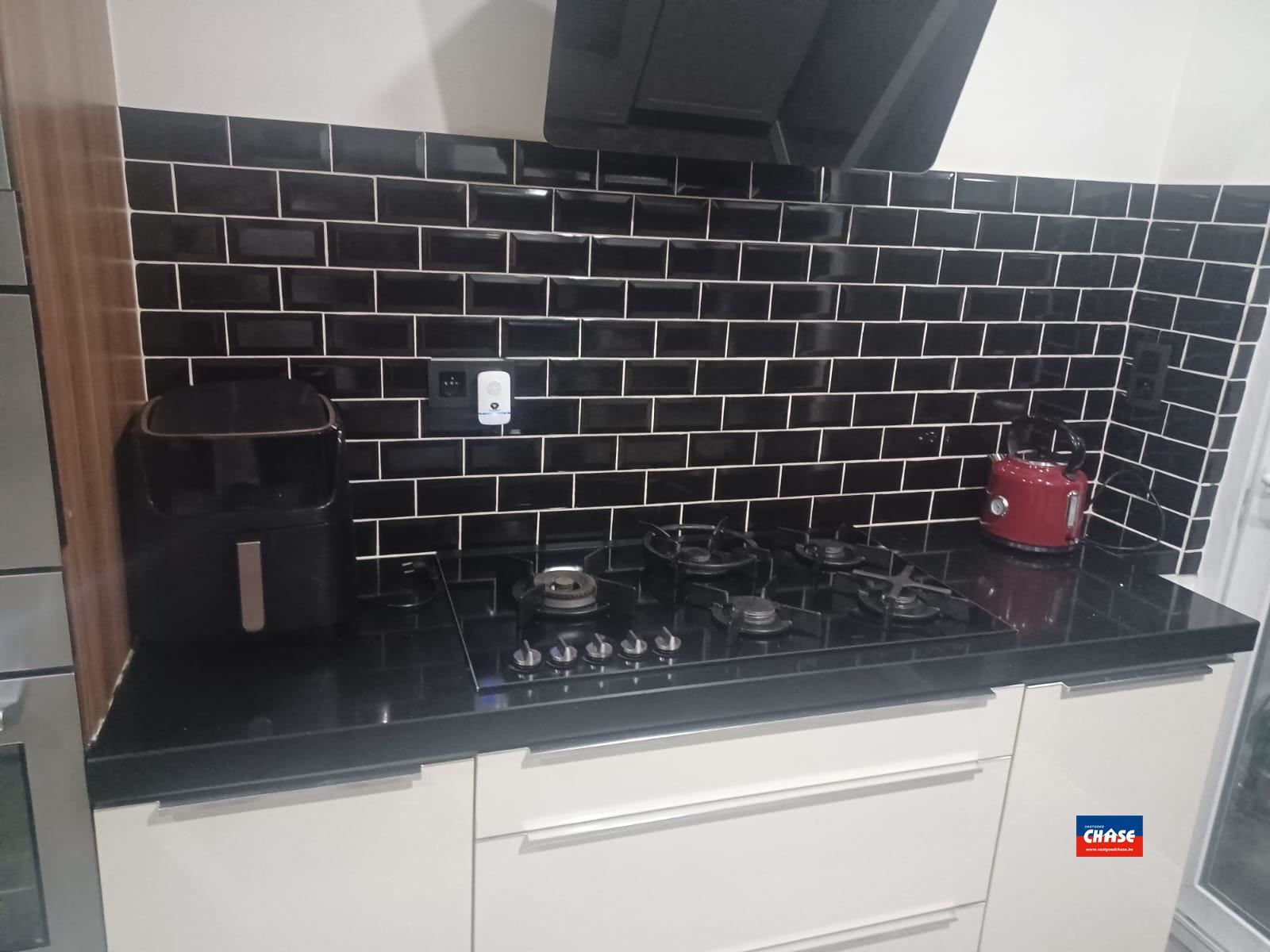 Gerenoveerde rijwoning met 2 slaapkamers en stadstuin foto 5