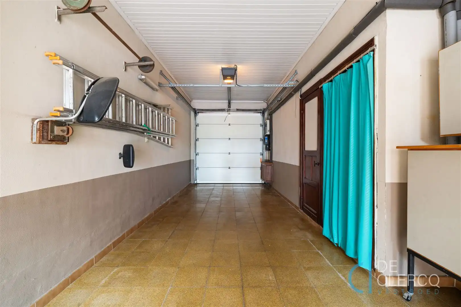 Woning met goed onderhouden tuin te koop in groot Lochristi! foto 10