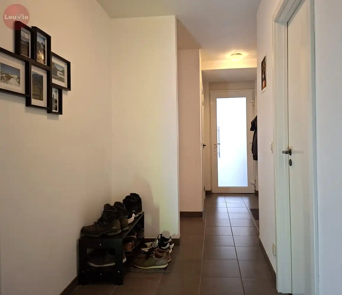 Ruim gelijkvloers appartement / 2 slpkms / autostaanplaats /tuintje in stadsrand foto 18