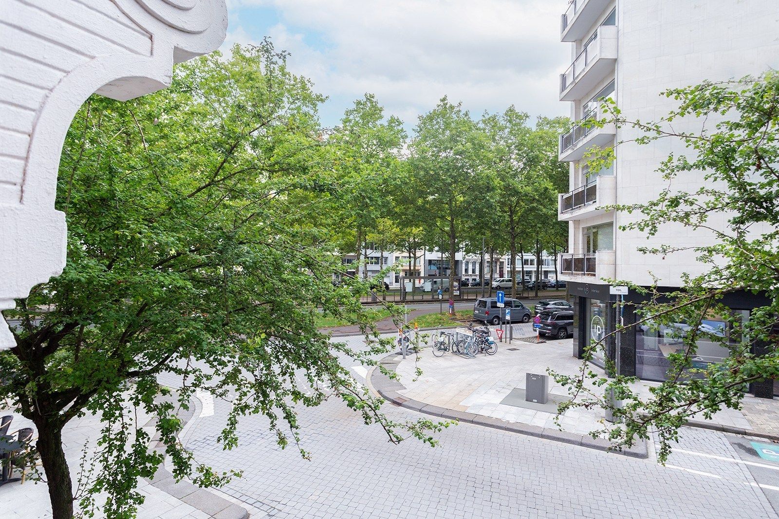 Luxueuze renovatie met tuin op toploctie foto 24