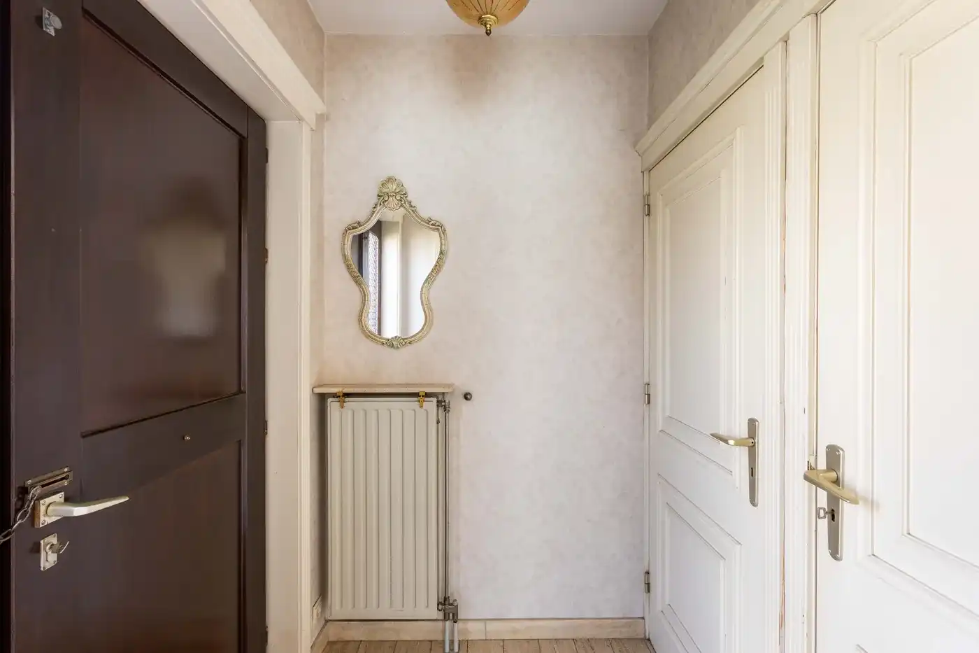 Woning gelegen in een rustige wijk te Harelbeke foto 3