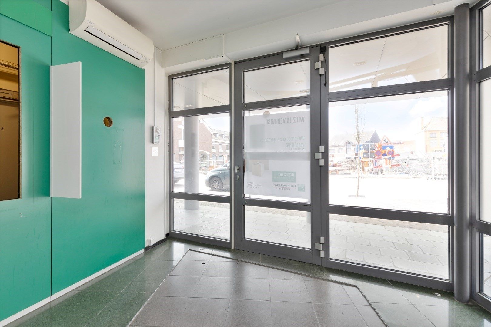 Handelspand met appartement en tal van mogelijkheden! foto 4