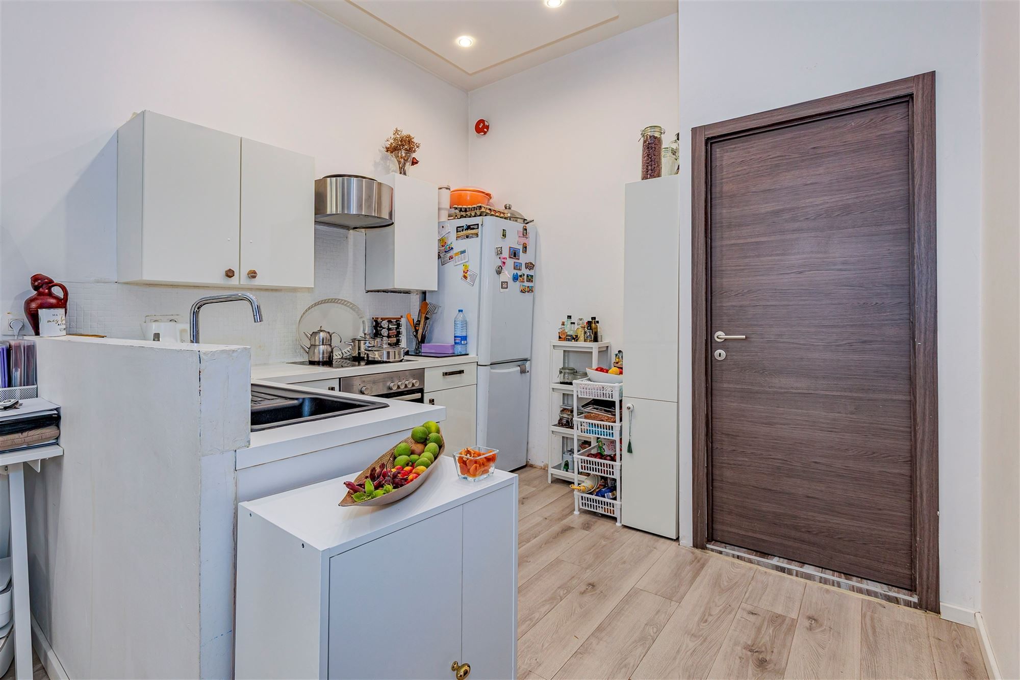 Gerenoveerde kangoeroe-woning met 5 slpk en 3 badkamers te koop in Antwerpen foto 2