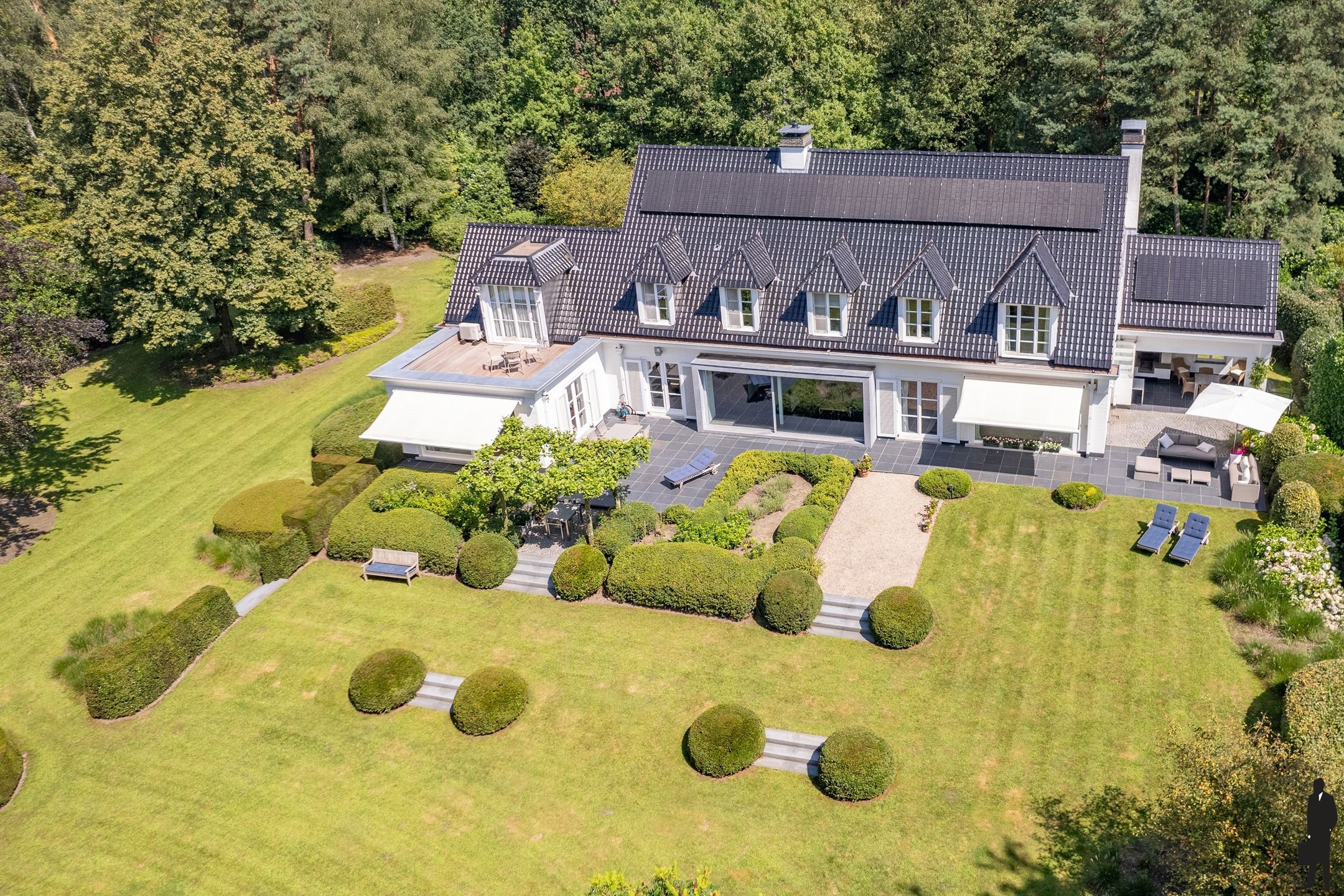 Een tijdloze statige villa, in perfecte staat van onderhoud op 5.040 m² grond! foto 40