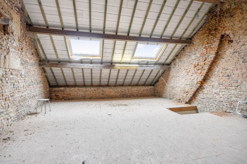 LANDELIJK GELEGEN WONING VOORZIEN VAN 3 SLAAPKAMERS, GARAGE EN AANGELEGDE TUIN OP EEN PERCEEL VAN +/- 4A30CA. foto 16