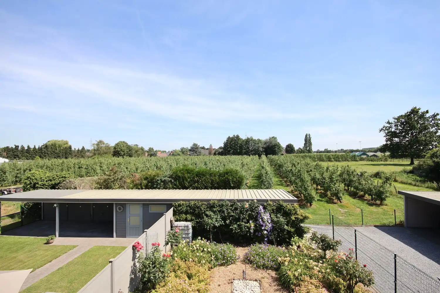 Zeer ruim duplexappartement met 3 slaapkamers in een groene omgeving foto 22